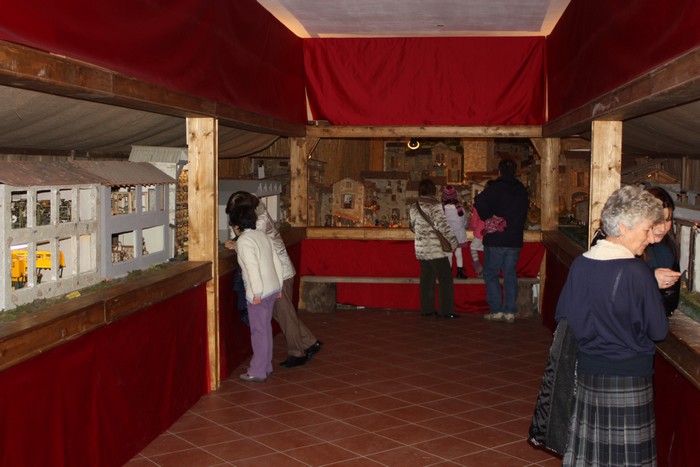 Presepe di Crevenna - Edizione 2011 - I primi visitatori.